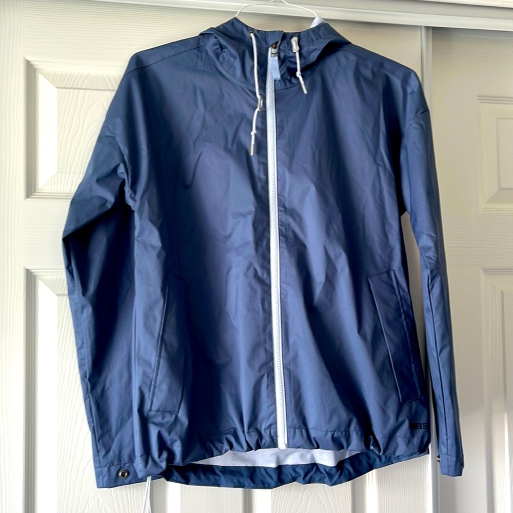 REI CO-OP Hooded Lightweight Mesh Lined Jacket with Two Front Pockets